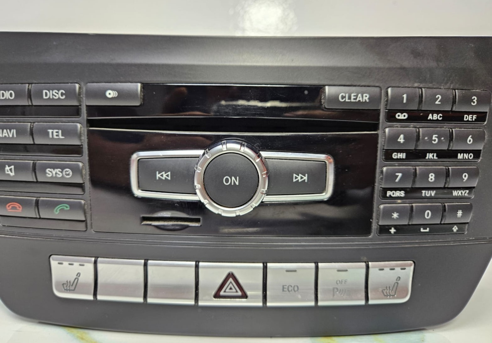 2010-2012 Mercedes W204 C-Class Radio Audio Head Unit CD Player A204 9005111 OEM