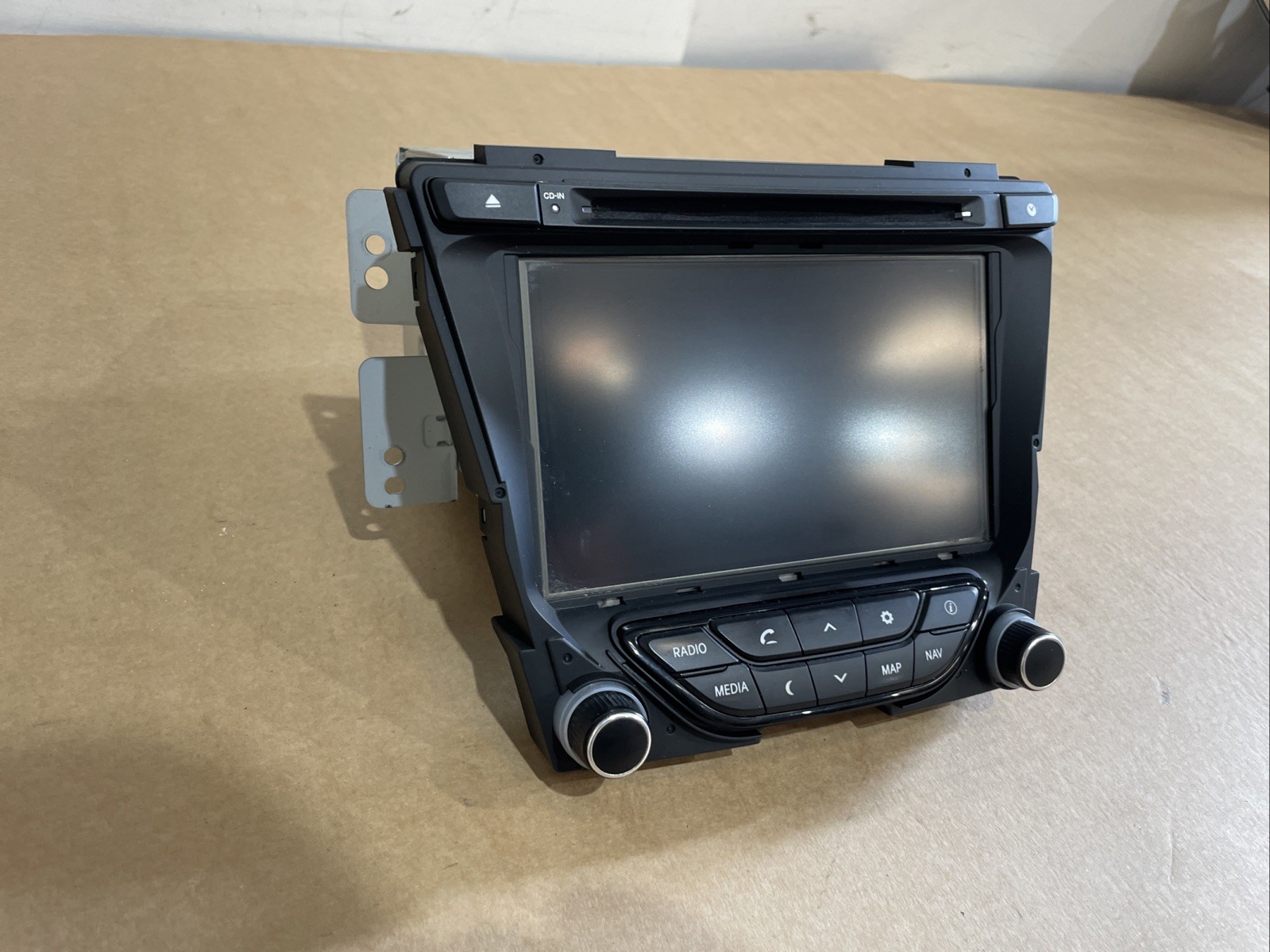 HYUNDAI i40 BLUETOOTH SAT NAV NAVIGATION TOUCH SCREEN CD PLAYER 96560-3Z000