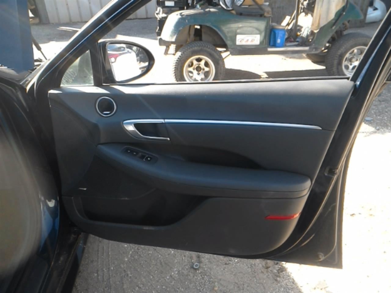 Audio Equipment Radio Receiver Assembly US Market Fits 20-21 SONATA 104827562