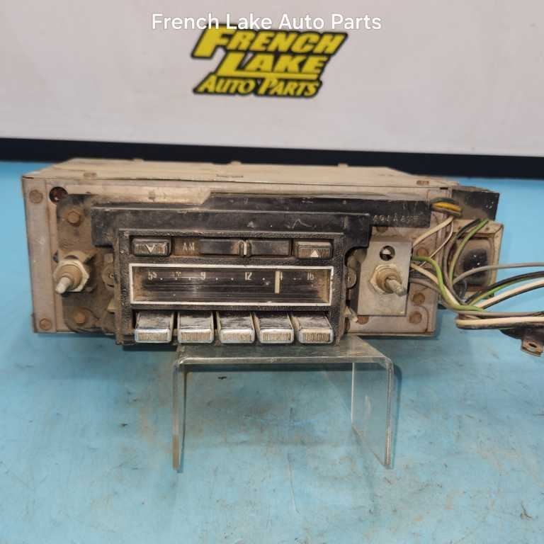 PARTS ONLY A/M Radio 7307525 Fits 1969 CADILLAC ELDORADO 1245964