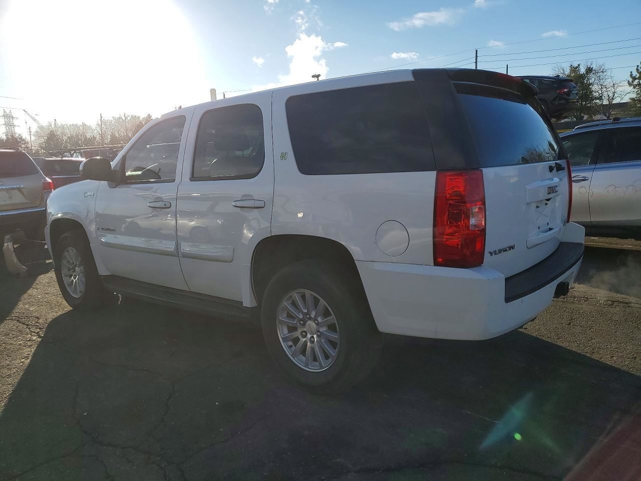 Audio Equipment Radio Opt Uvb ID 25894202 Fits 08-09 TAHOE 1411110