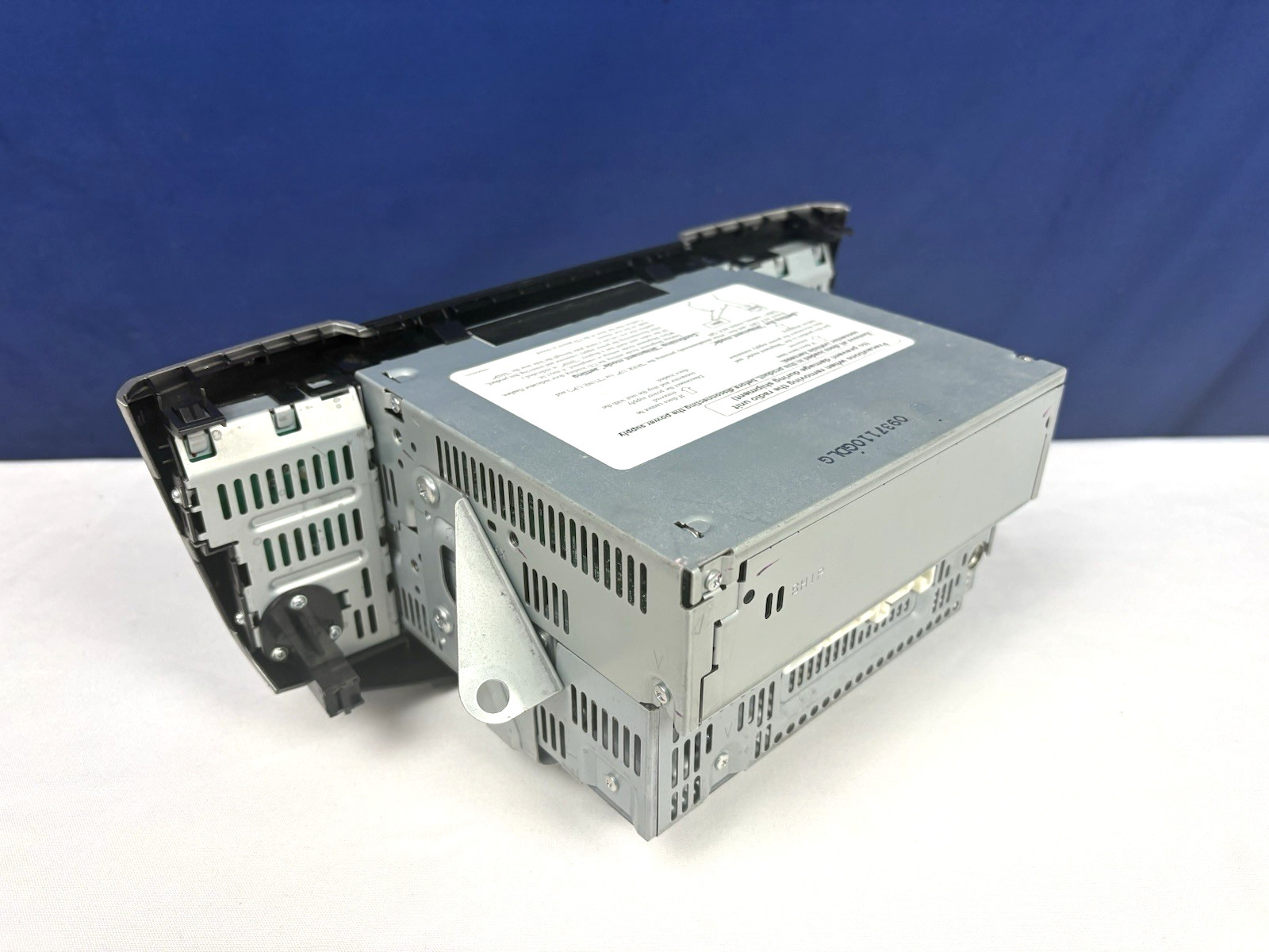 2004-2007 LEXUS RX330 AM/FM CD Player Radio Receiver 86120-0E050