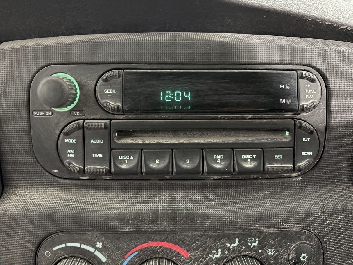 Radio Player Radio Receiver Radio ID Rbk Fits 02-07 CARAVAN 1141799