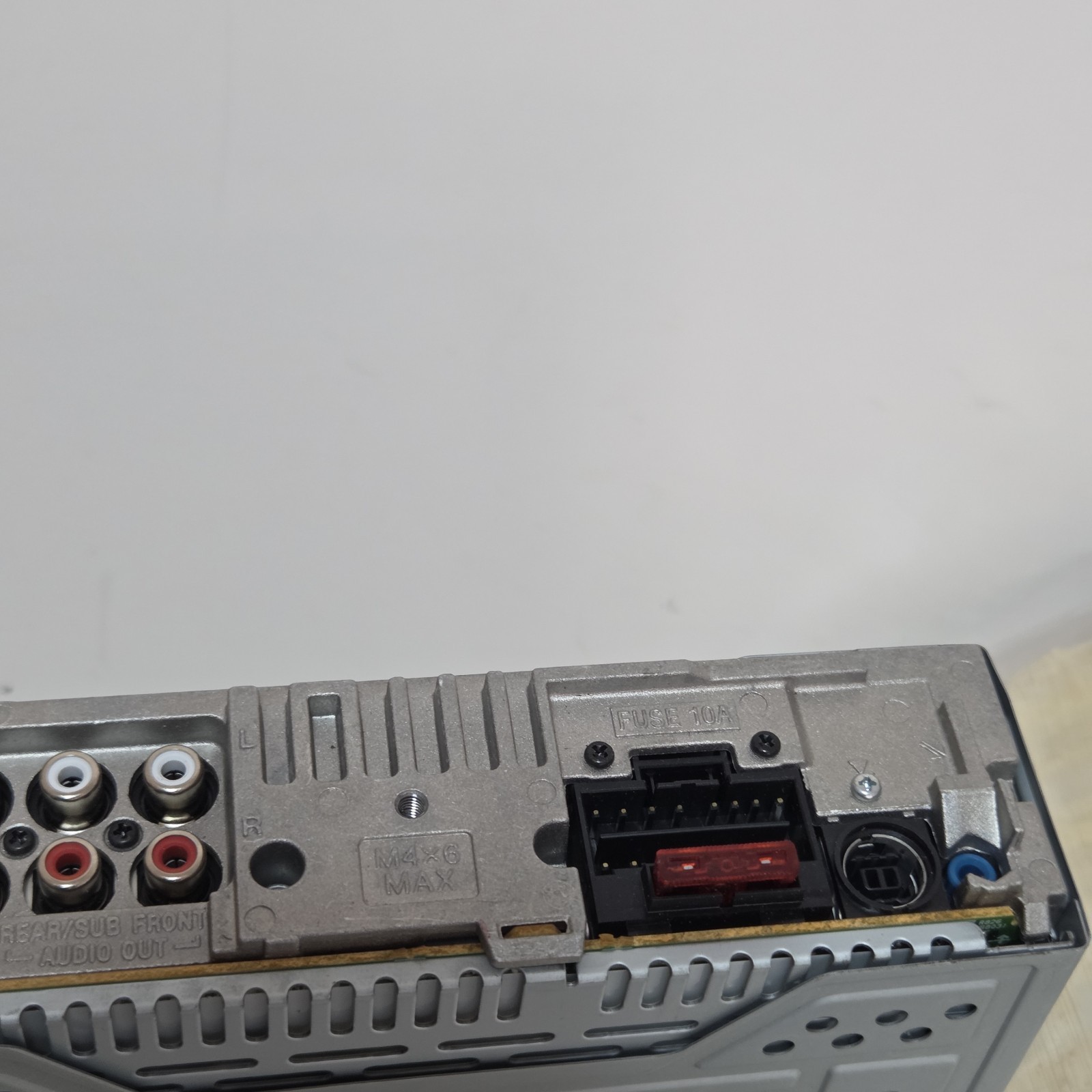 Sony Xplod HD Radio Head Unit CD Player MP3 WMA AAC USB Aux Compact Disc