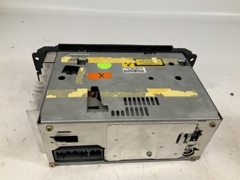 02-07 Dodge Grand Caravan Audio Equipment Radio Receiver S