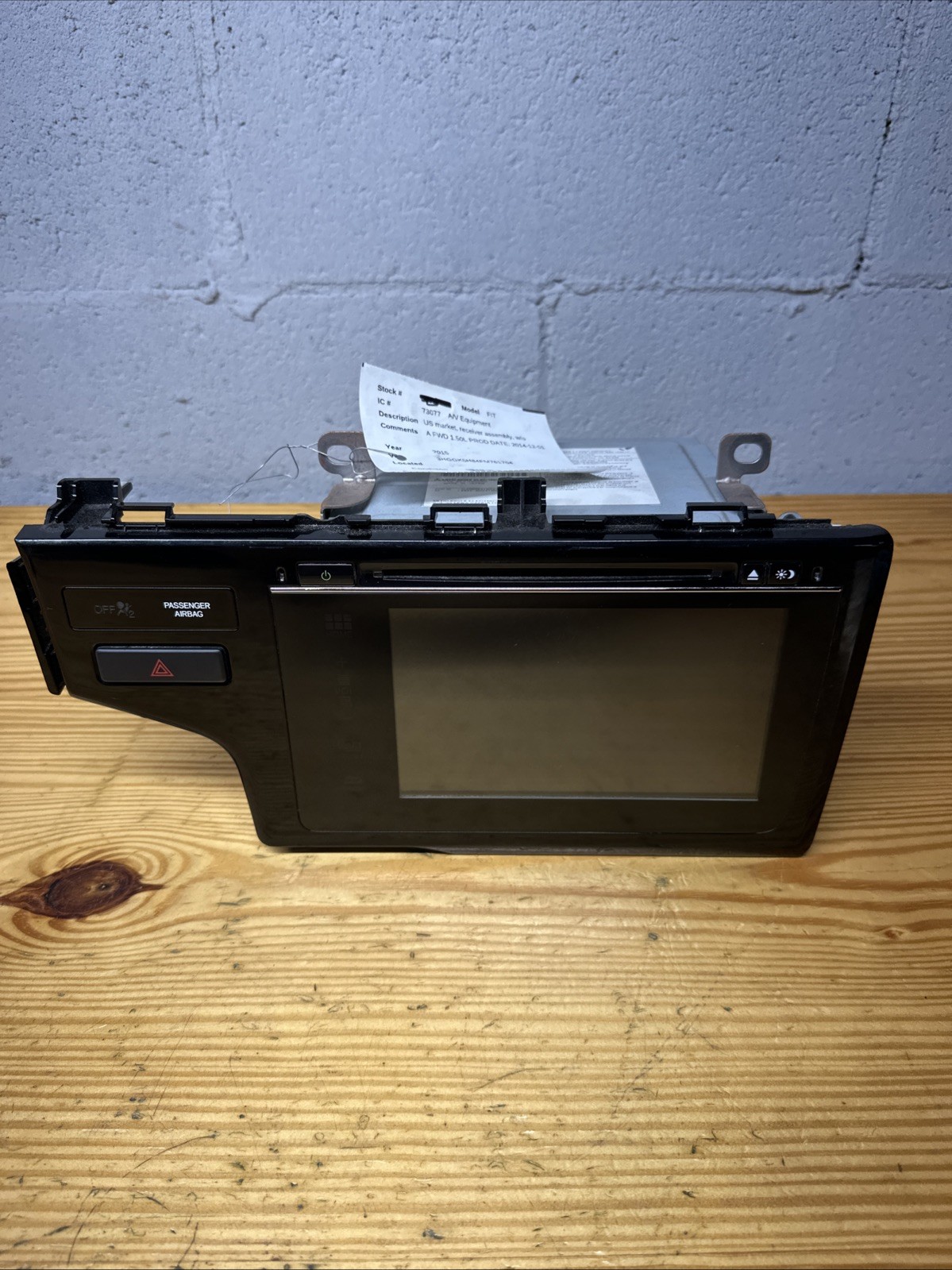 2015-2018 HONDA FIT OEM Radio Display Receiver 39100-T5R-A11-M1