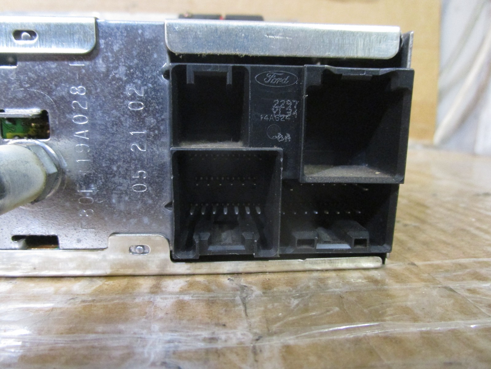 99-04 Ford Expedition Radio Audio CD Player Receiver AM/FM 1l3f18c869aa
