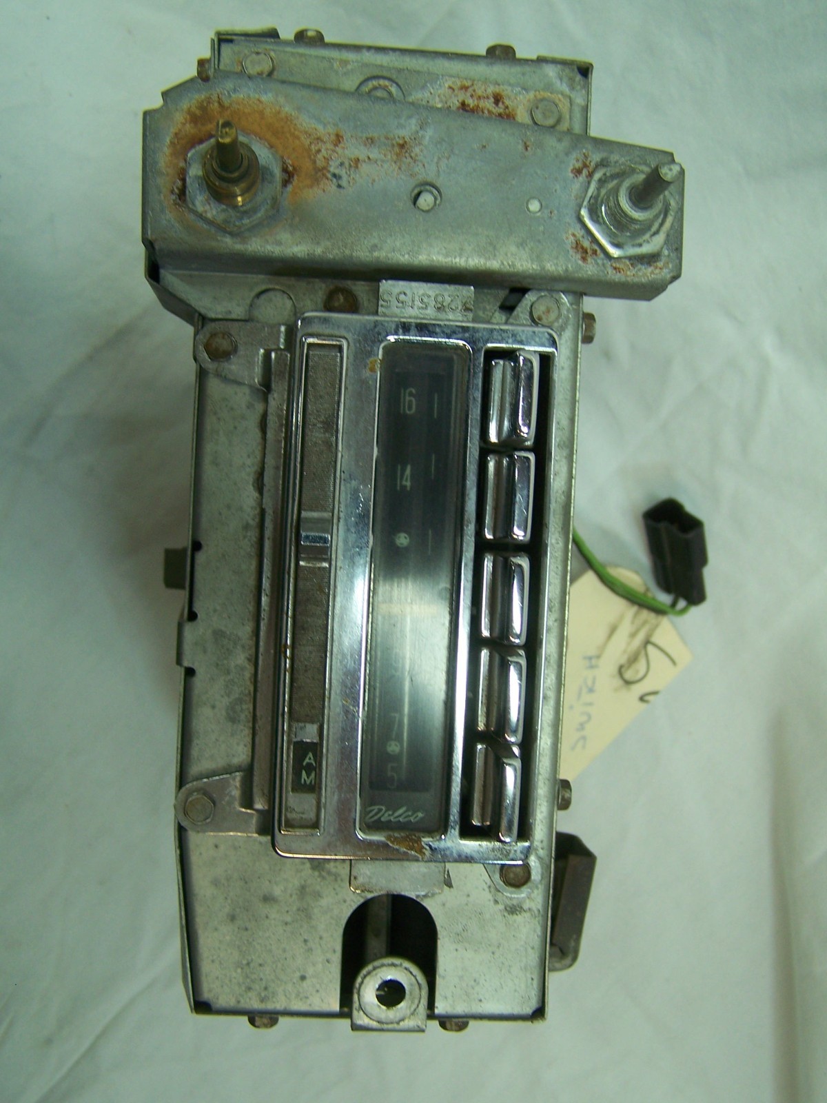 Corvette 1963 AM FM Mono Radio in Unknown Working Condition