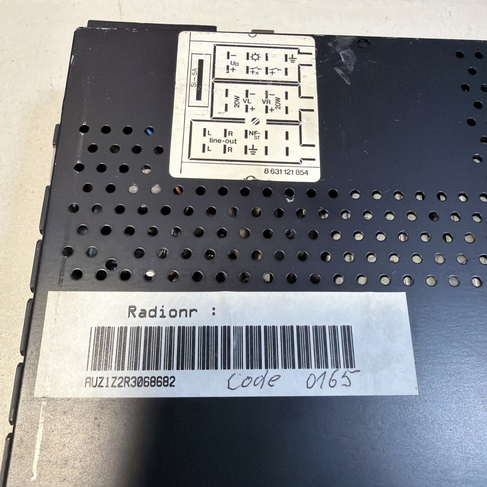 AUDI beta CC Compact Radio Cassette Module 8640846080 4a0035152 -not tested code