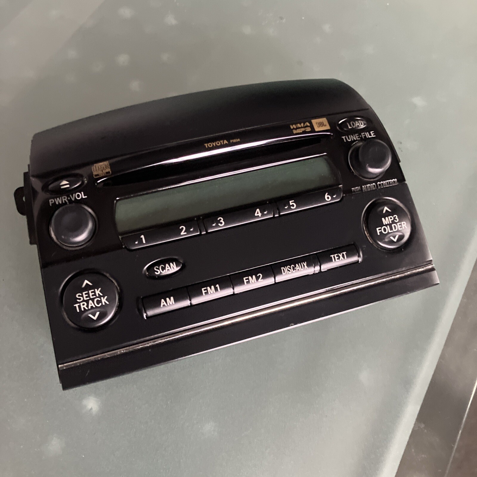 Toyota Sienna 2004-2010 P1804 RADIO FACIAL AM-FM STEREO CD MP3 WMA PLAYER 86120
