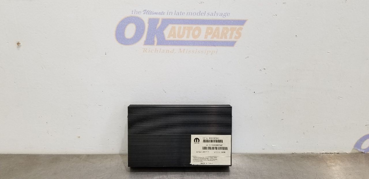 18 DODGE CHARGER 552 WATT RADIO AUDIO AMPLIFIER AMP 68303976AC