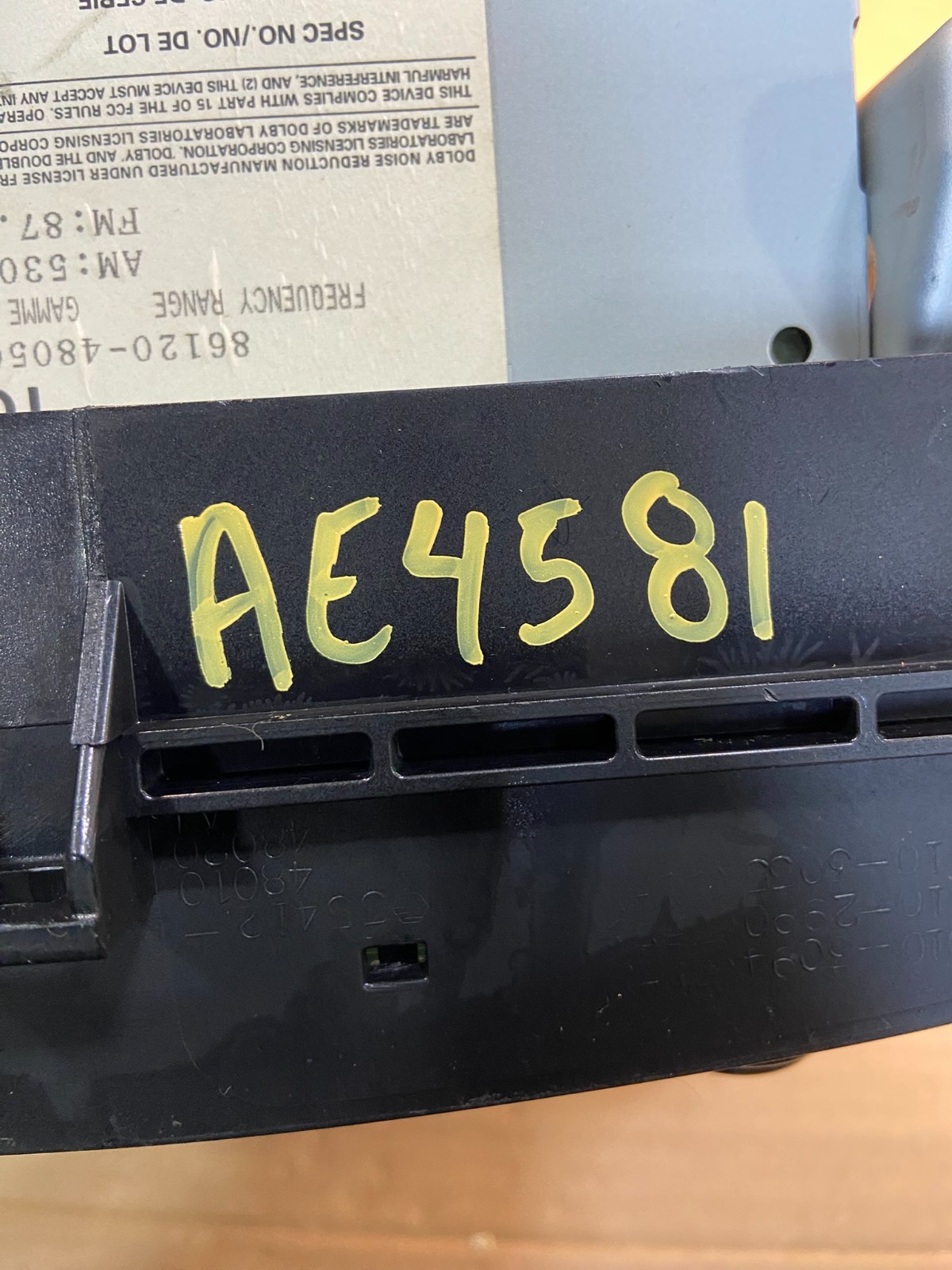 2001 to 2003 Lexus Rx300 Radio Receiver Head Unit + Bezel Surround ae4581 DG