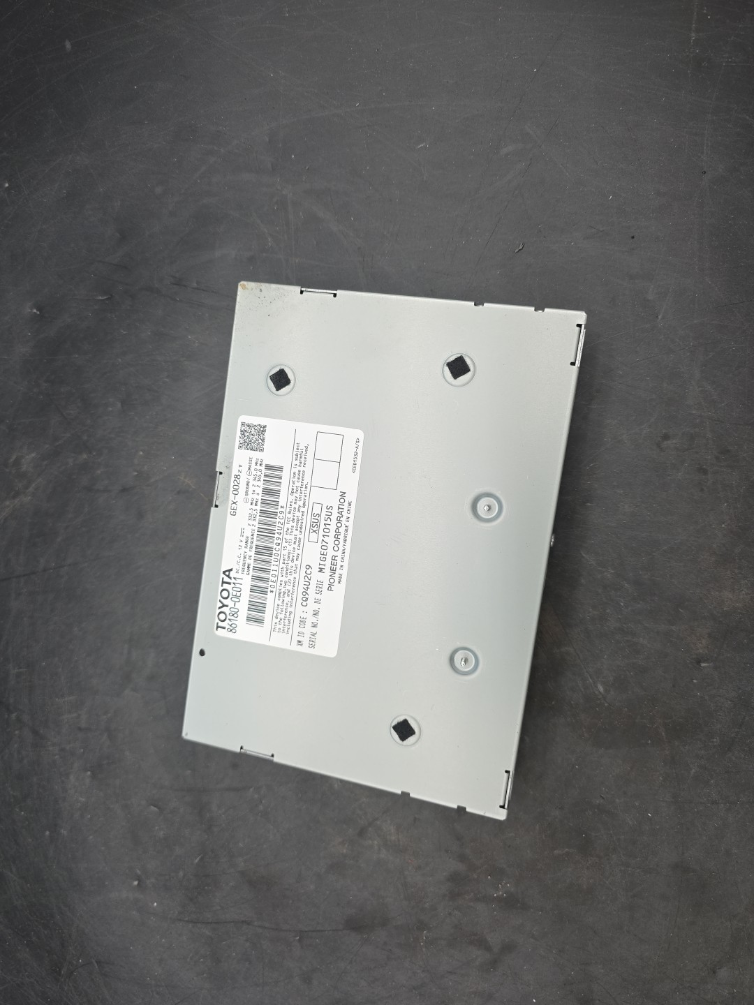 OEM 14-19 Toyota Tundra Radio Audio Signal Receiver Module 861800E011 Used