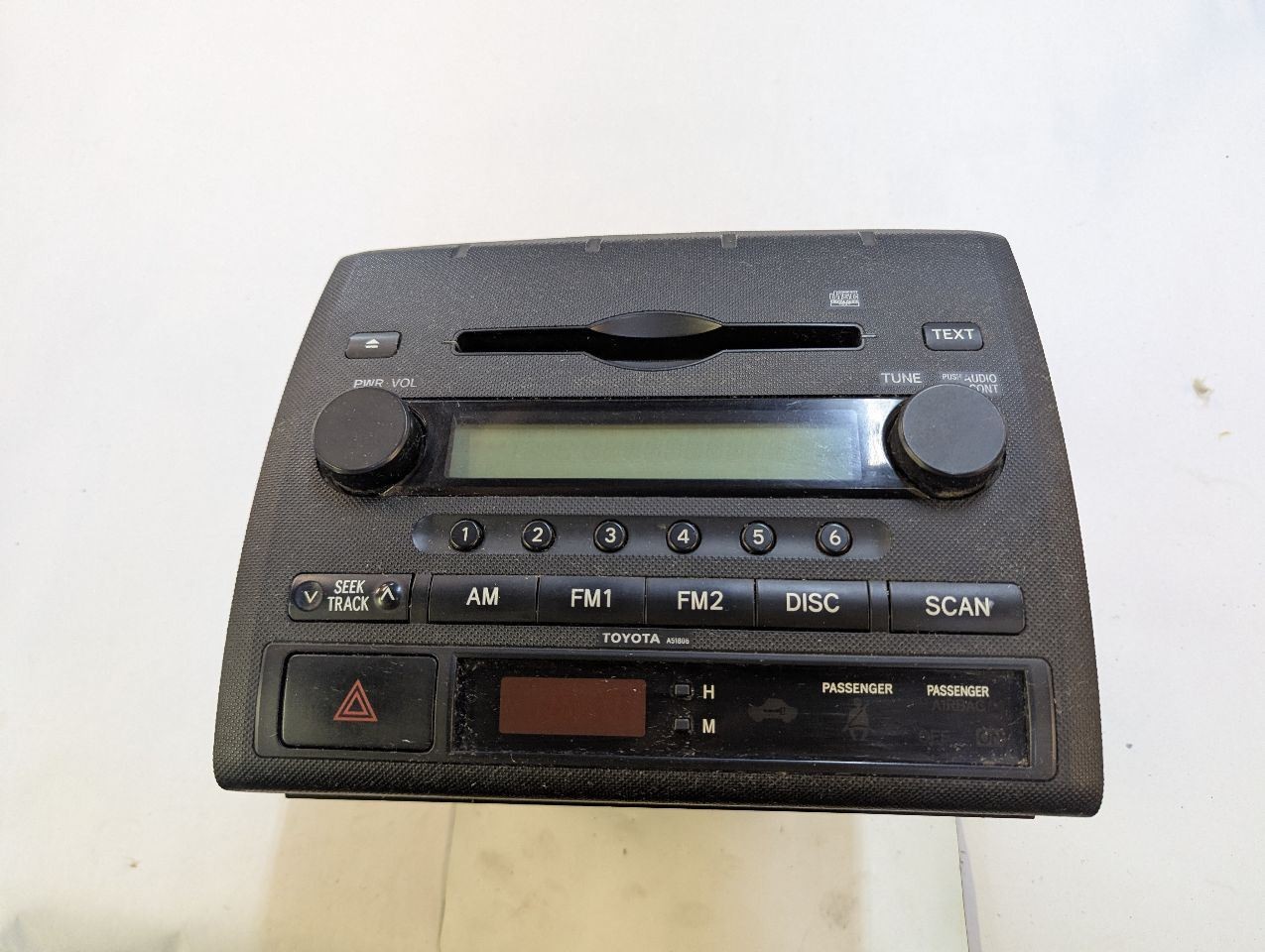 A51808 AM/FM Radio w/ CD Player – (4 Speaker) | Fits 2005-2006 Toyota Tacoma