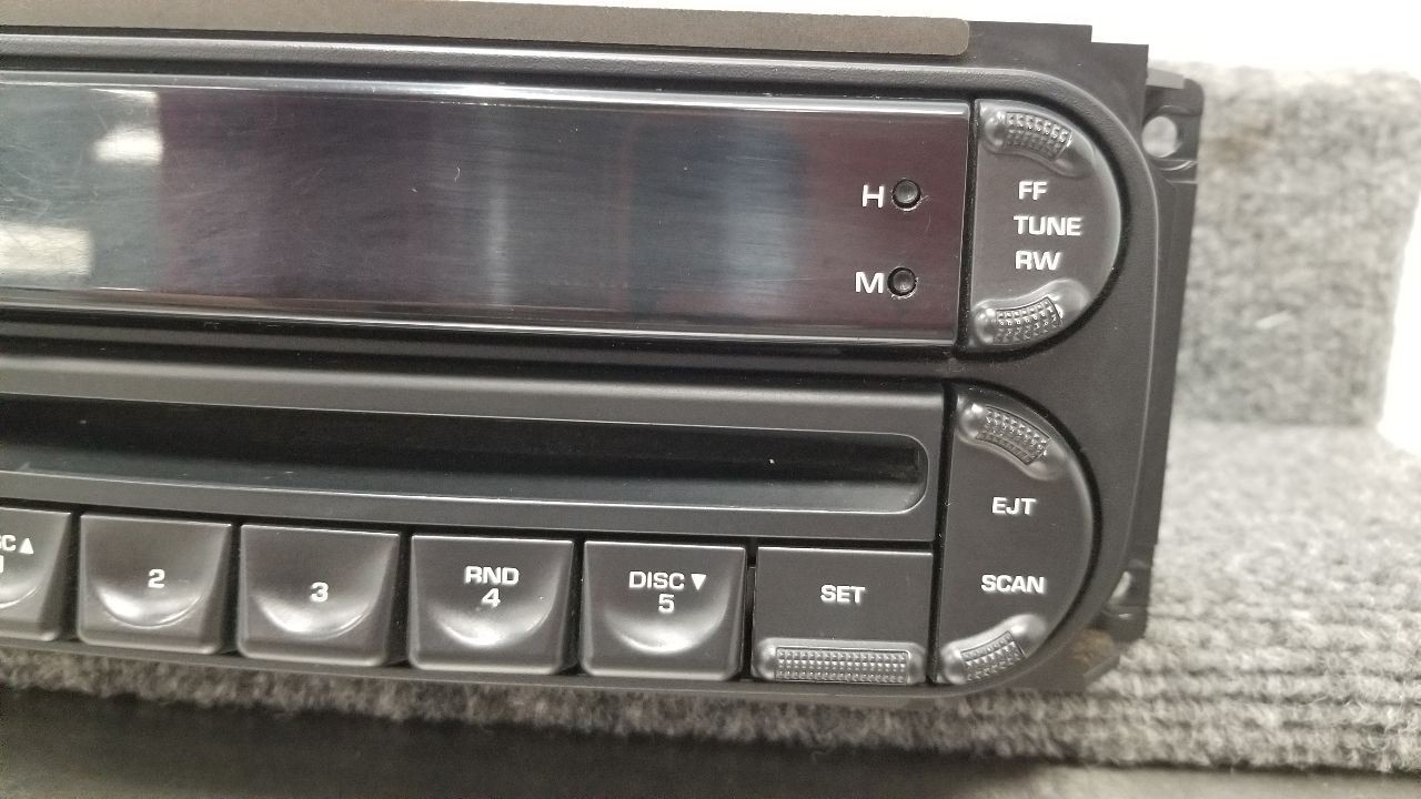 06 JEEP WRANGLER TJ RADIO AUDIO RECEIVER HEAD UNIT 05091506AF