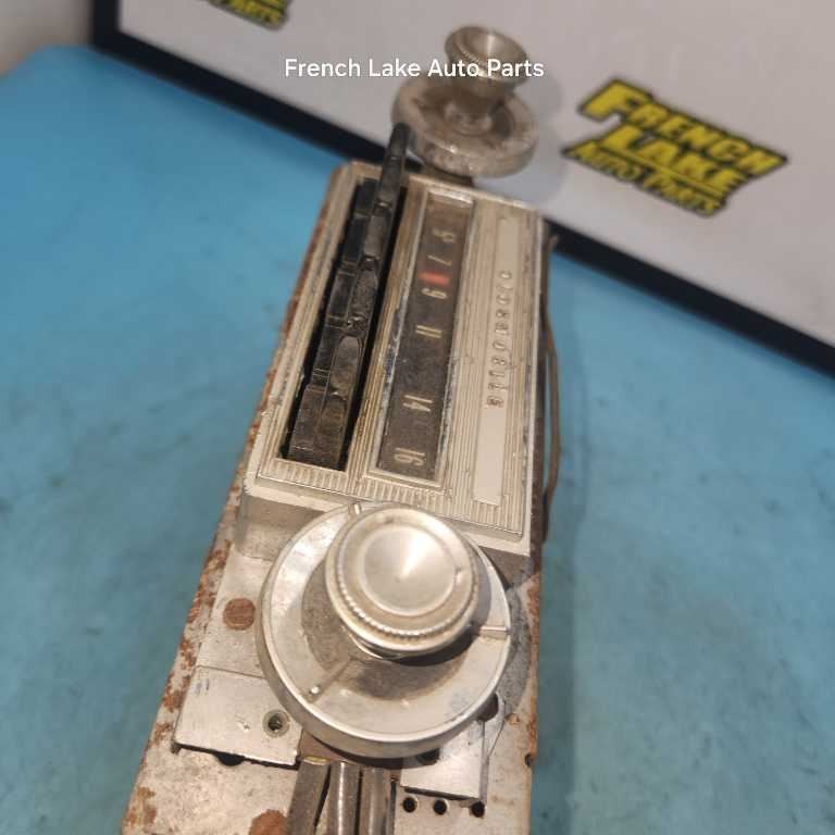 UNTESTED A/M Radio 7291063 Fits 1965 OLDSMOBILE F85 1253283