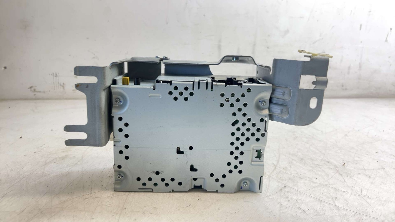 2020 2021 2022 2023 2024 Ford Explorer Radio Receiver Player MB5T-18K810-AA