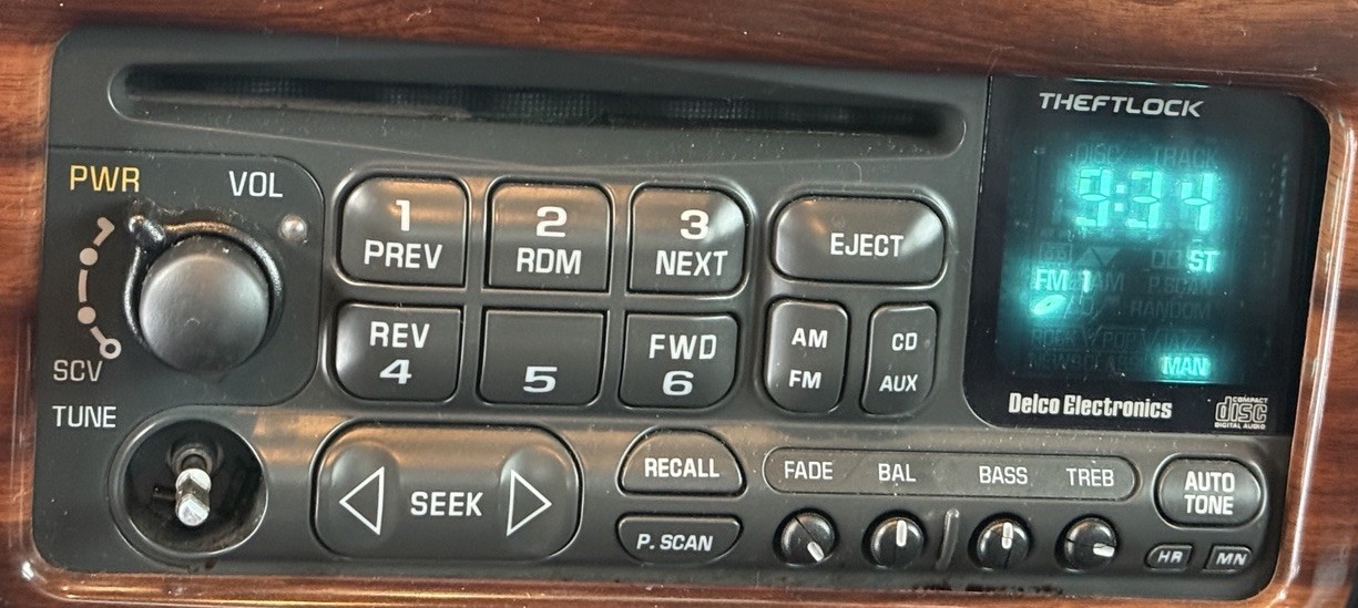 Delco GM Chevy AM FM CD Radio Caprice Impala SS Blazer Camaro 95-02 OEM 16194491