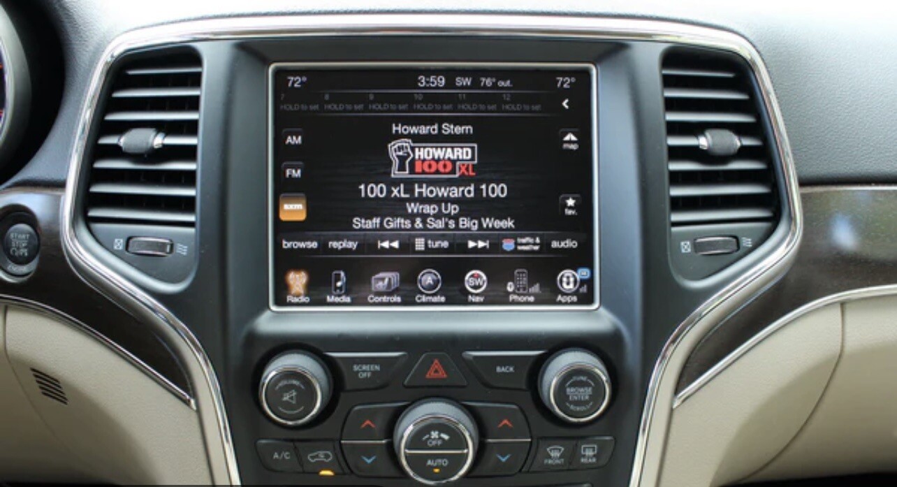 *SCREEN REPAIR SERVICE* 2018 Dodge Ram Truck 1500-5500 8.4 UCONNECT MP3 Radio