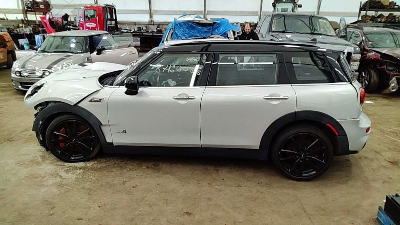 CLUBMAN 2019 Audio Equipment Radio 7094413