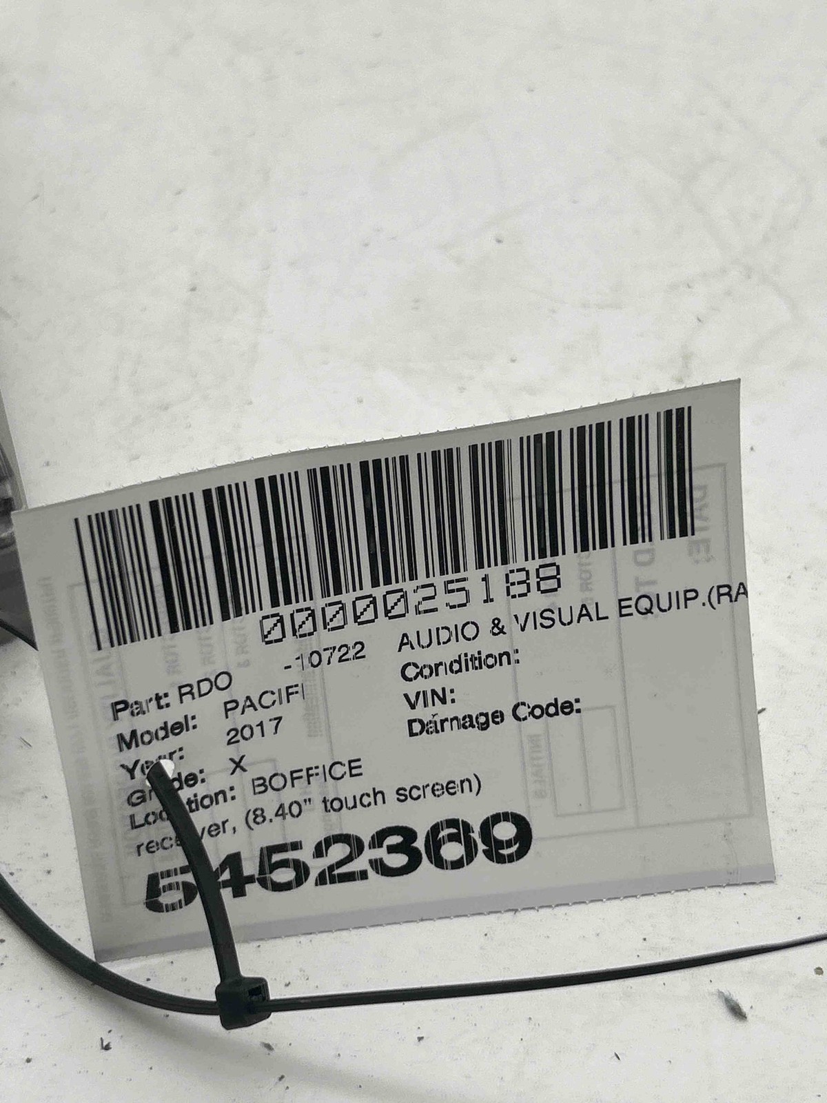 Fits 2017-2018 Chrysler Pacifica Uconnect 8.4 Radio Receiver OEM:68232028AI