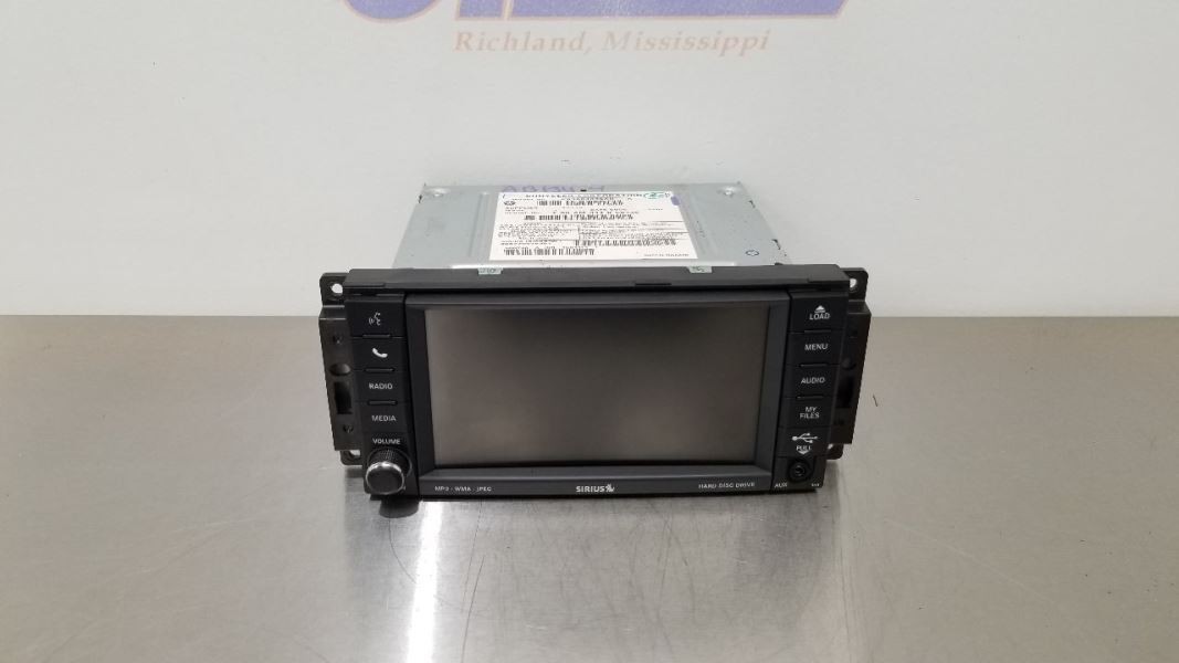 11 DODGE CHALLENGER RADIO RECEIVER HEAD UNIT NAVIGATION DISPLAY 05064836AG