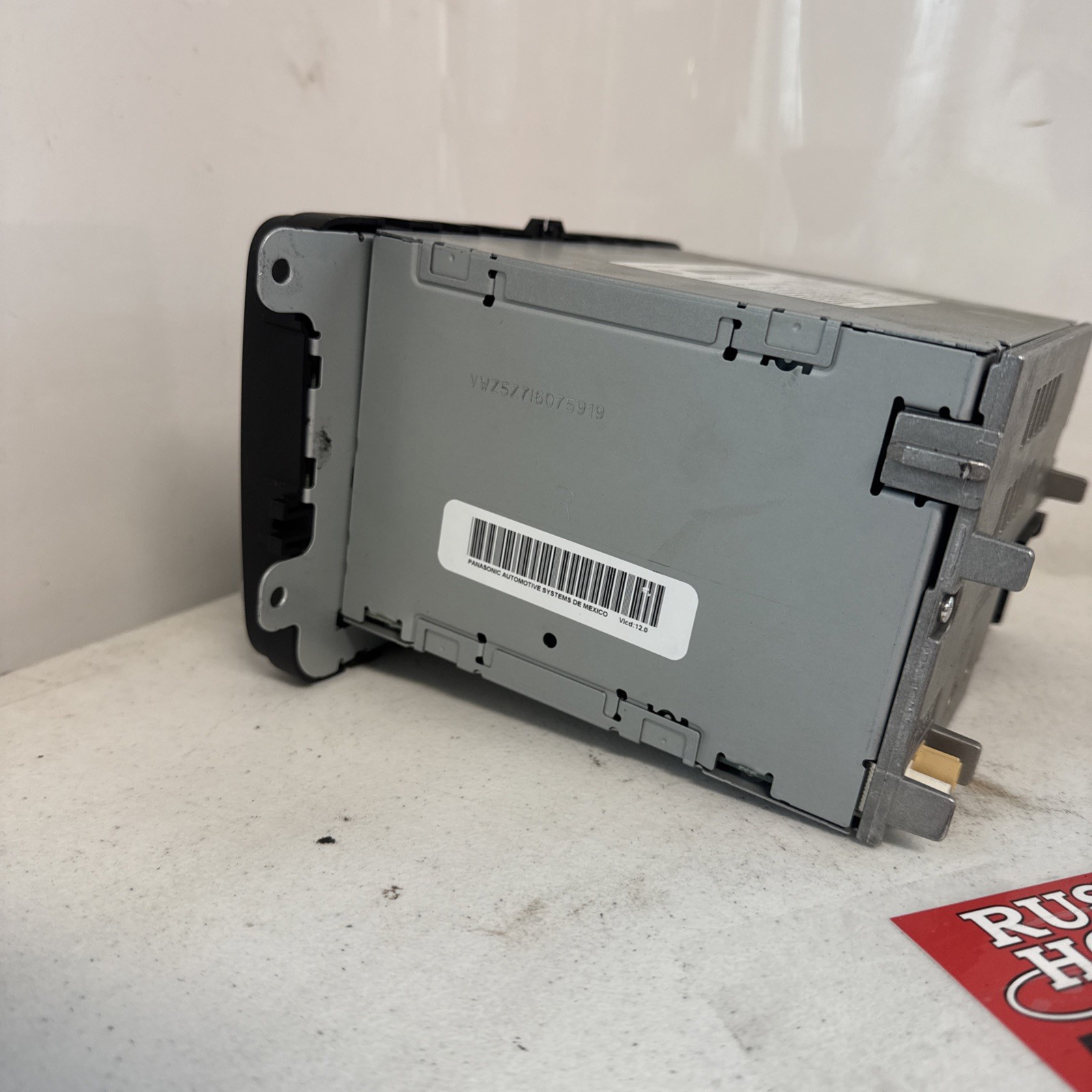 2009 Volkswagen JETTA RADIO AM-FM – CD-MP3 1K0035180L
