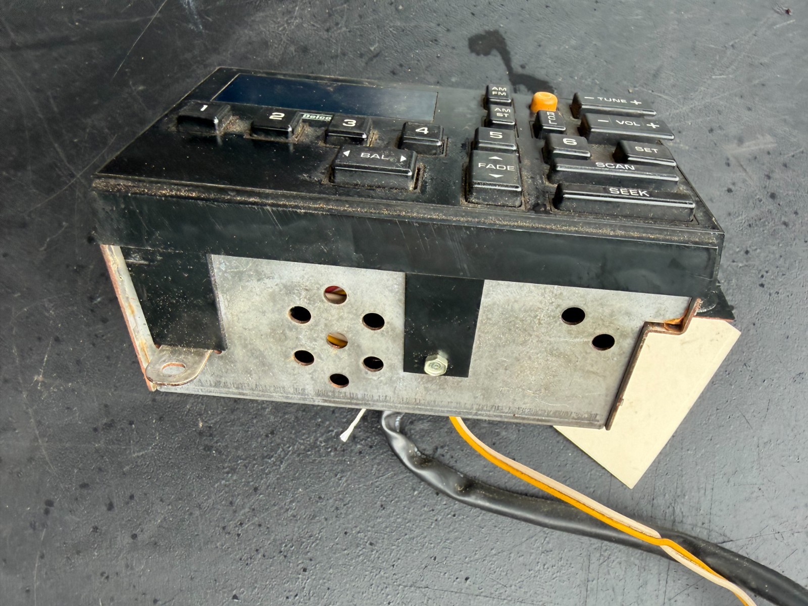 🐼 88-94 GM GMC / Chevrolet AM/FM Radio Stereo Control Head Unit 🌟