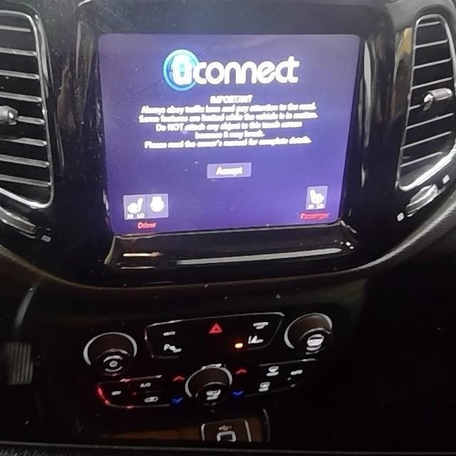 Player Receiver Radio Display And Receiver 8.4″ Screen Fits 21 COMPASS 1011417