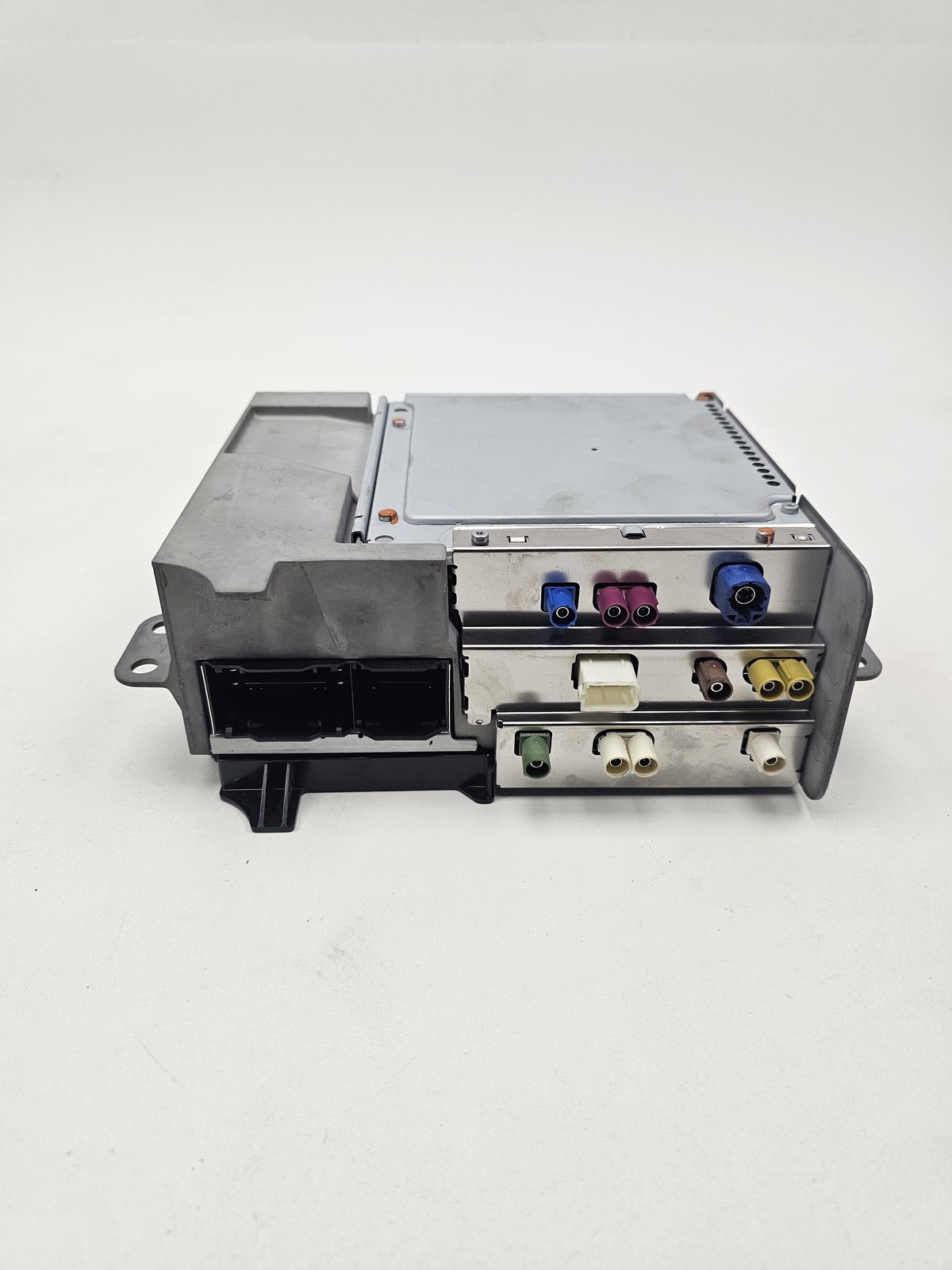 2022-2023 Mercedes GLA 250 Audio Radio Display Head Receiver Unit 247-900-36-18