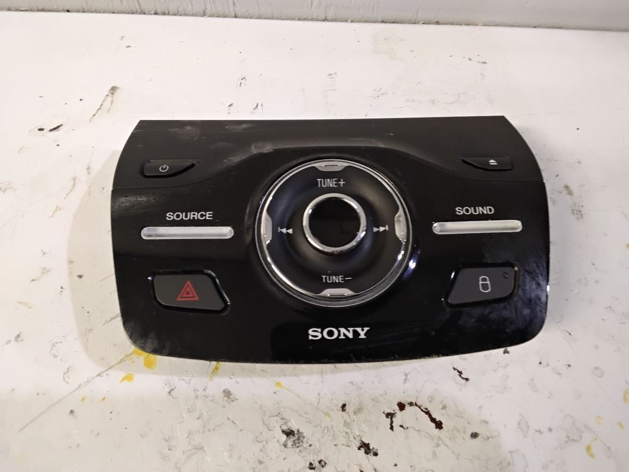 2013-2016 Ford Escape Radio Control Panel for 8″ Display w/Sony Audio