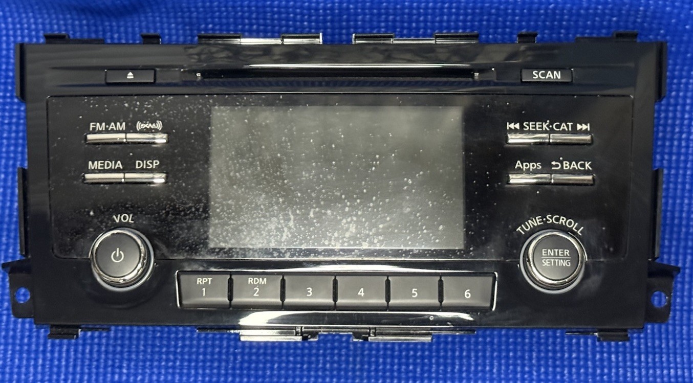 Nissan Audio Radio AM FM CD Player Info Screen Unit 28185 3TA1B OE 2013 2015