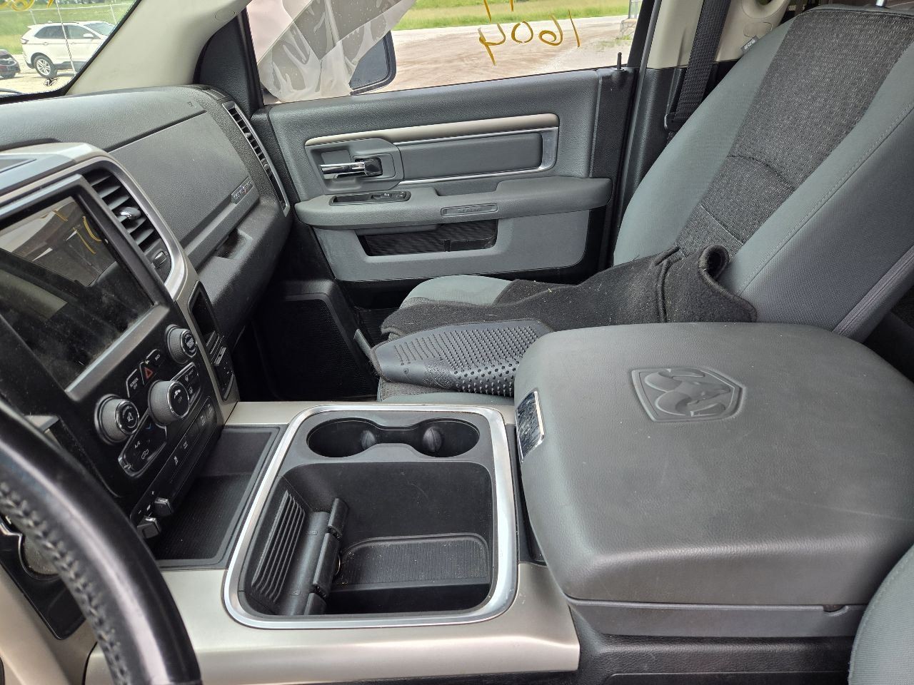 2016-2017 Dodge 1500 CD Player Center Console Interior Mounted ID 5091303