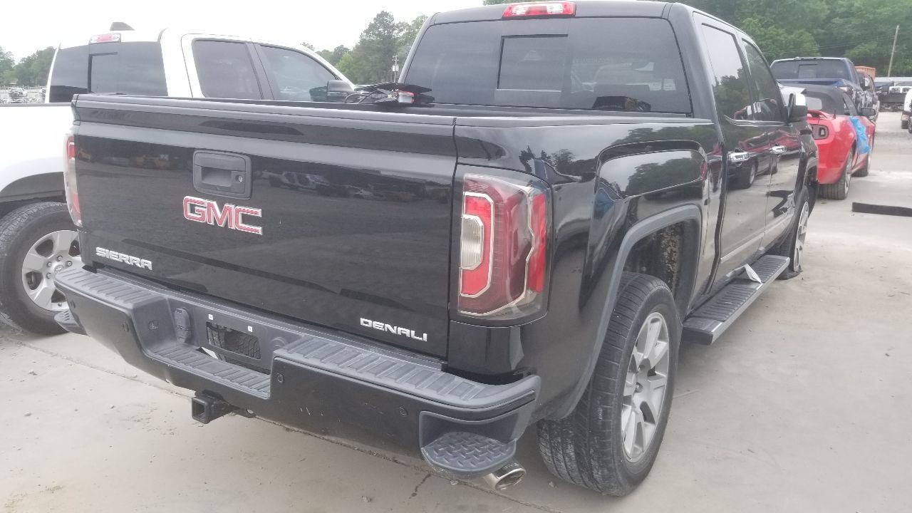 17 GMC SIERRA DENALI 1500 RADIO AUDIO RECEIVER 84102336