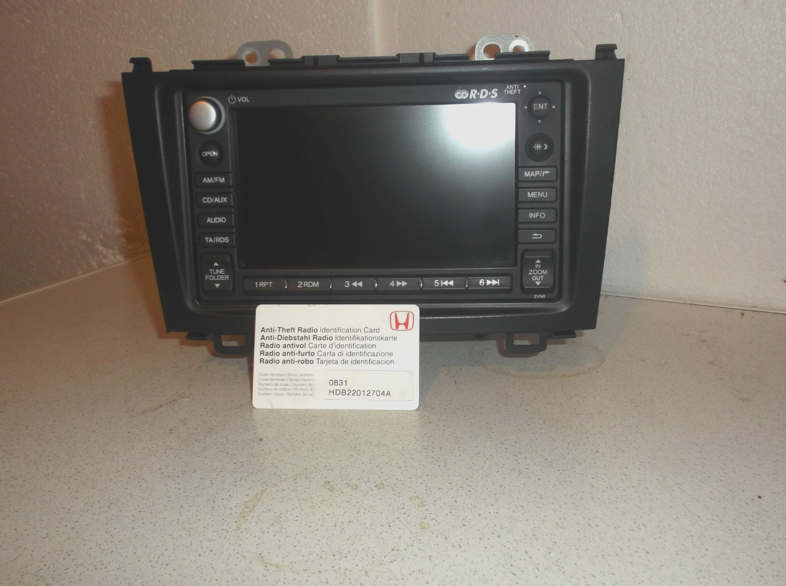 Honda CR-V 2VN0 car stereo dvd cd radio sat navi 39541-swa-E020-m1 with code