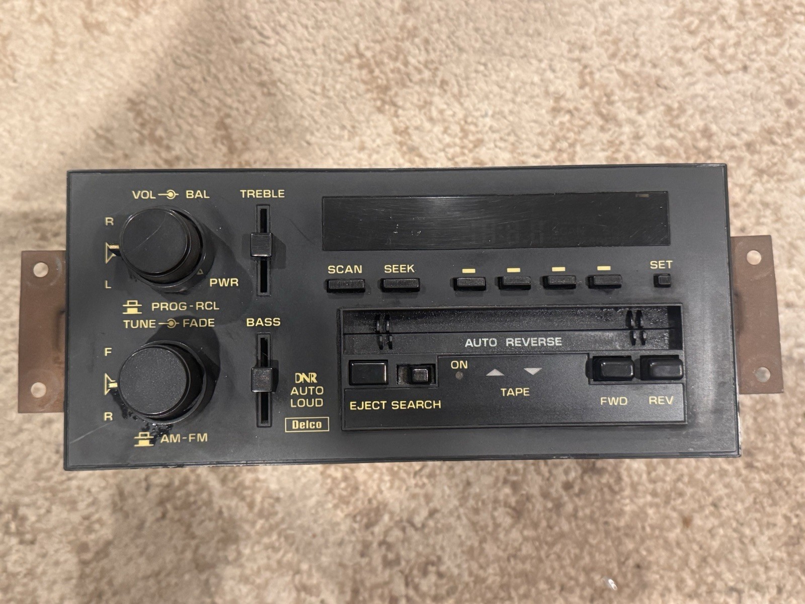 90–92 Camaro Gm Radio With Cassette