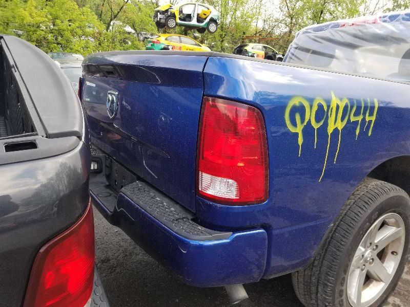 Audio Equipment Radio Receiver Sirius Fits 15-16 DODGE 1500 PICKUP 4147763