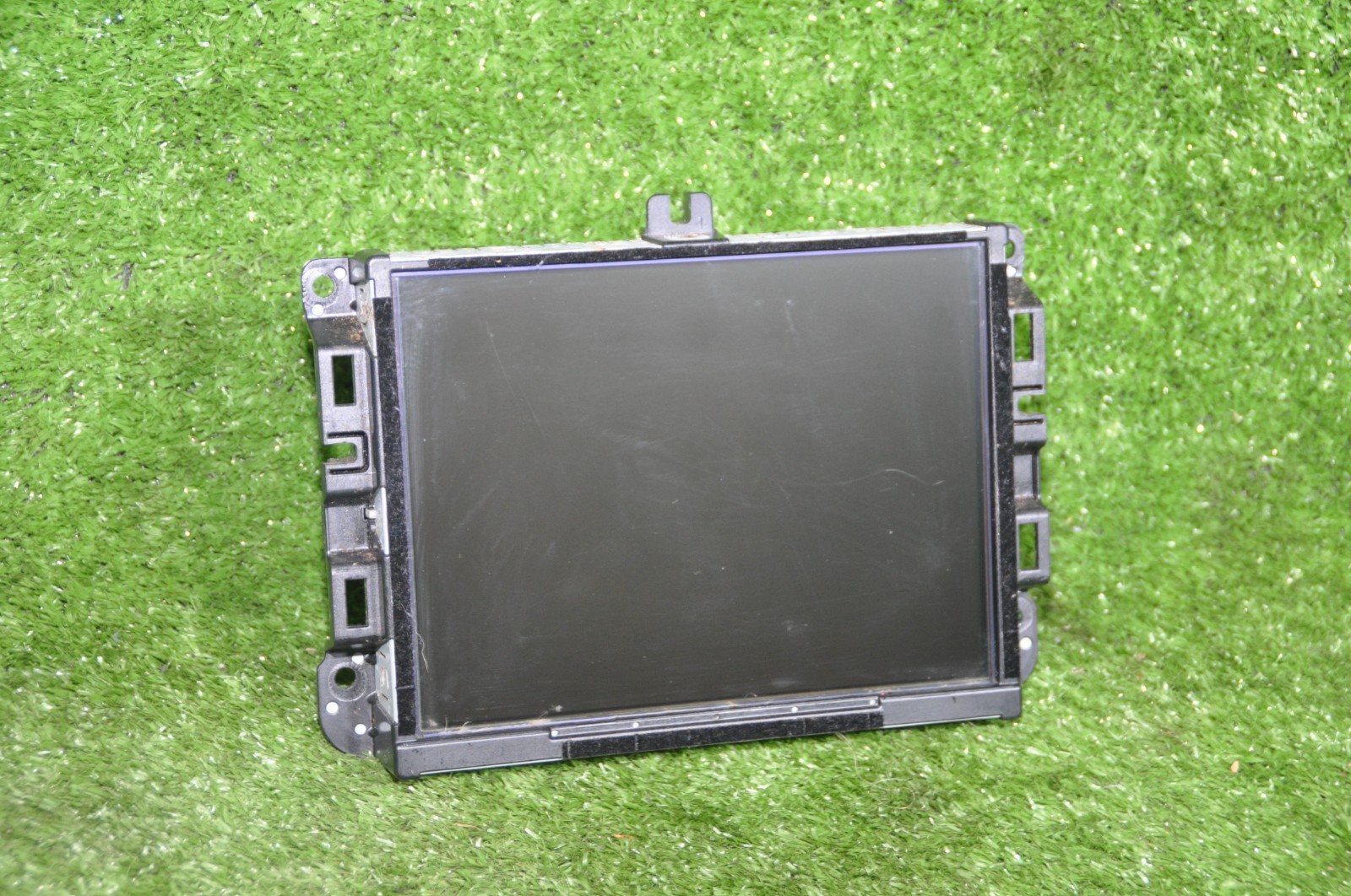 2013-2018 Dodge Ram 1500 AM FM Radio Receiver Navigation With Display Screen OEM