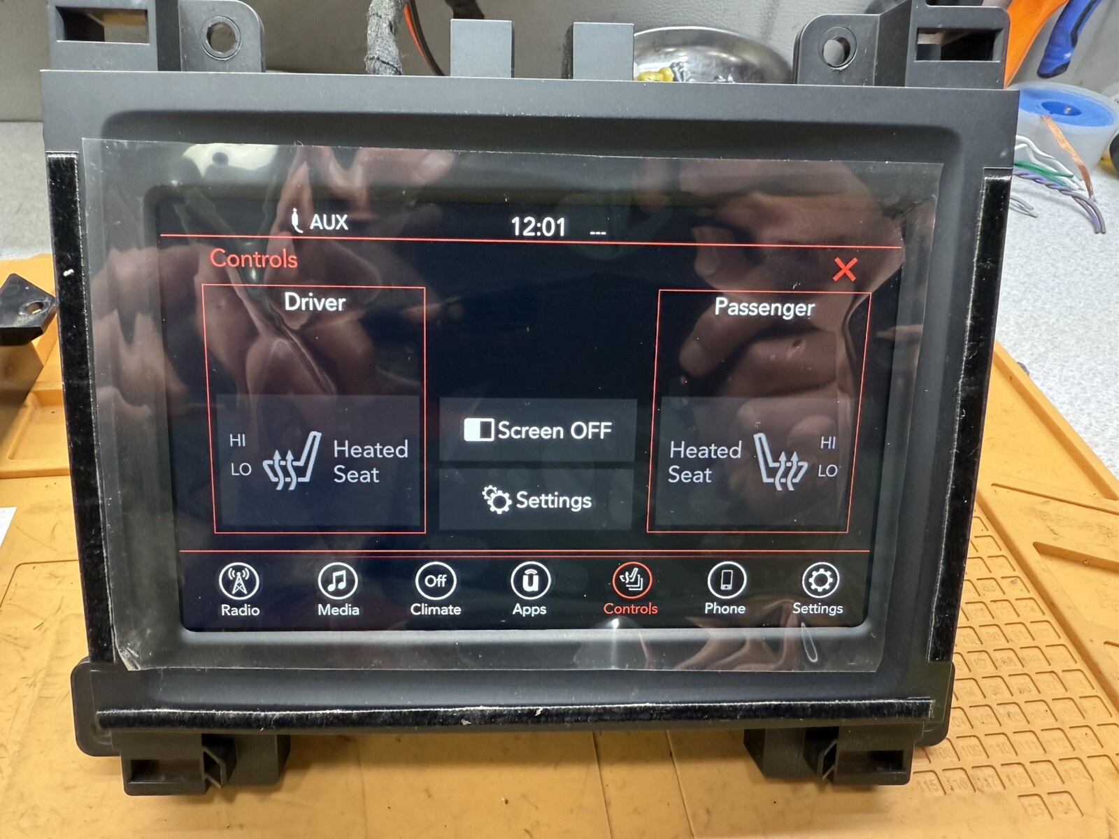 2021 -2023 DODGE CHALLENGER DASH 7″ SCREEN MULTIMEDIA DISPLAY MONITOR MODULE OEM