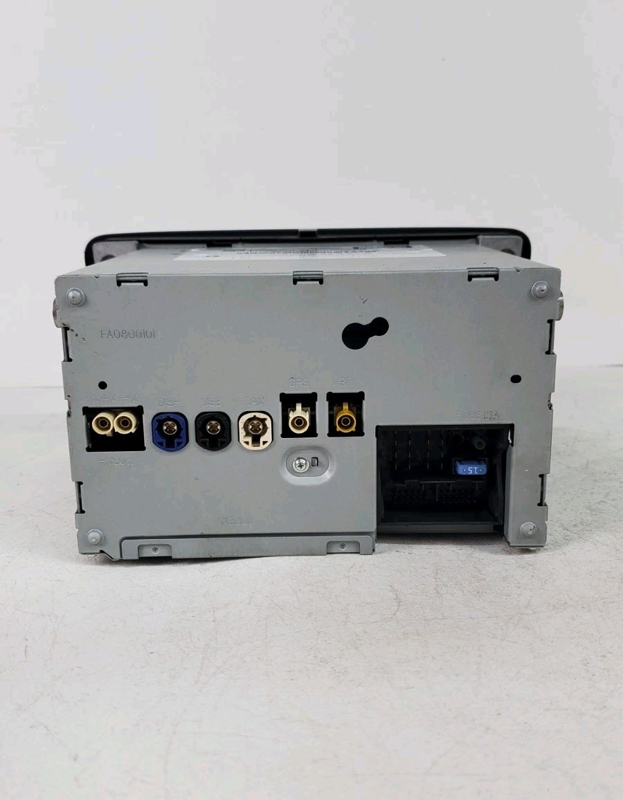 16-20 MERCEDES BENZ GLA250 RADIO RECEIVER CD PLAYER P/N NTG5*1