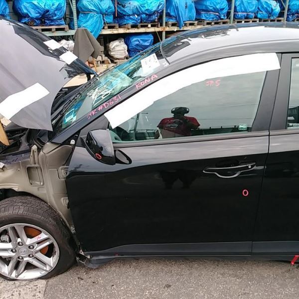 2021 HYUNDAI KONA OEM Radio Display w Receiver Assembly ID 96160J9020 Fits 18-21