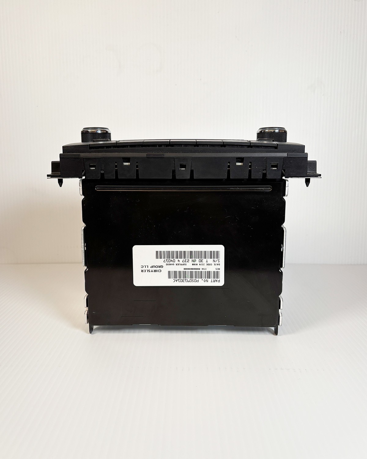 2015 Dodge Grand Caravan Radio / Stereo Head Unit – OEM