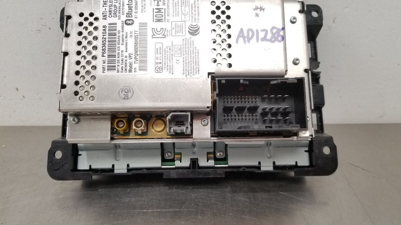 18 DODGE RAM 2500 RADIO AUDIO 5″ DISPLAY SATELLITE RECEIVER HEAD UNIT