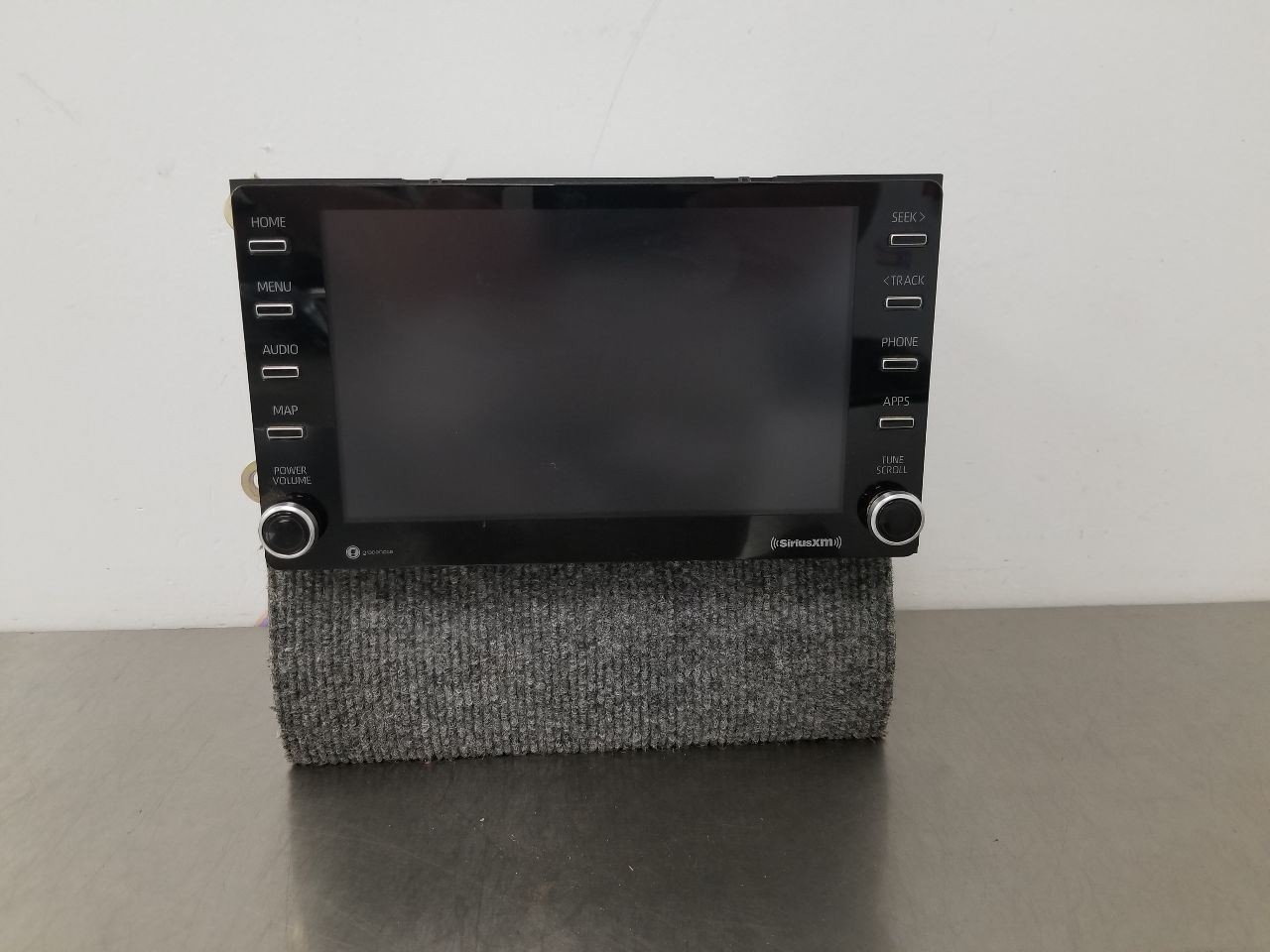 20 TOYOTA TACOMA SR5 4X2 3.5L RADIO AUDIO DISPLAY AND RECEIVER 8614004230 OEM