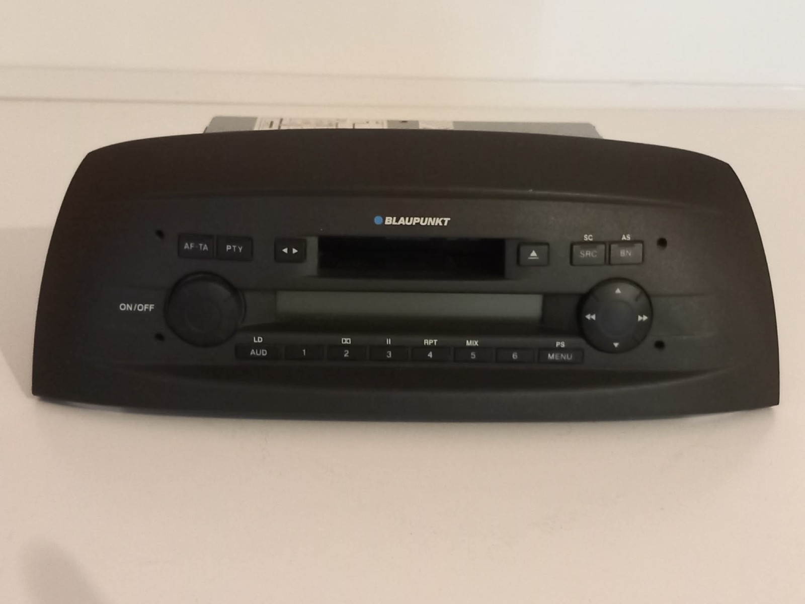 FIAT PUNTO BLAUPUNKT CAR CASSETTE STEREO SW VER 3.17 PROD. NR 735337935 + CODE