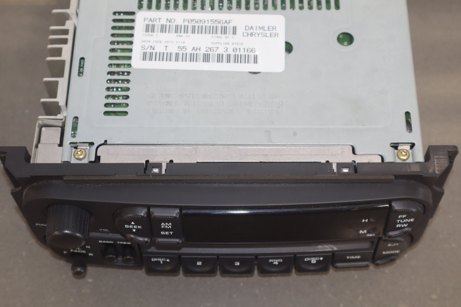 2004 Dodge Dakota Radio OEM