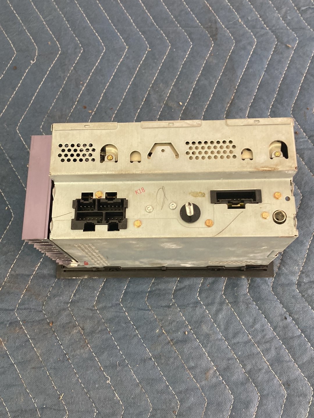 1995-1997 Chevrolet Silverado GMT400 Radio AC Delco CD AM FM 16211095 OEM