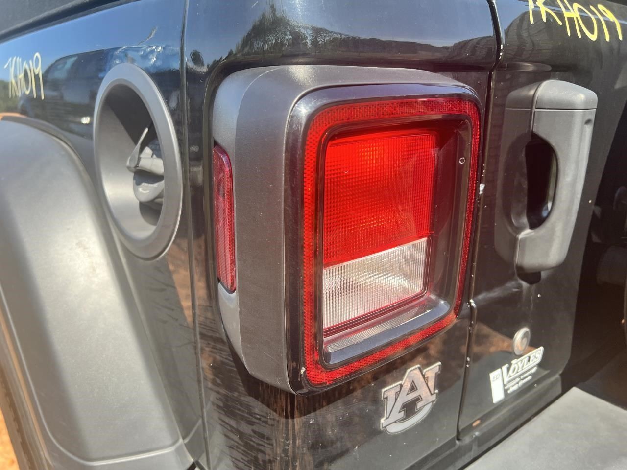 Audio Equipment Radio LHD Display And Receiver Fits 18-20 WRANGLER 104884241