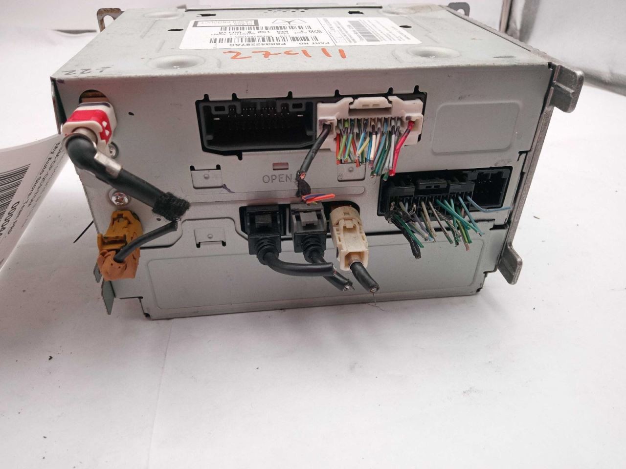 Audio Equipment Radio Receiver 8.4″ Screen Opt RB5 Fits 18-20 JOURNEY 757127