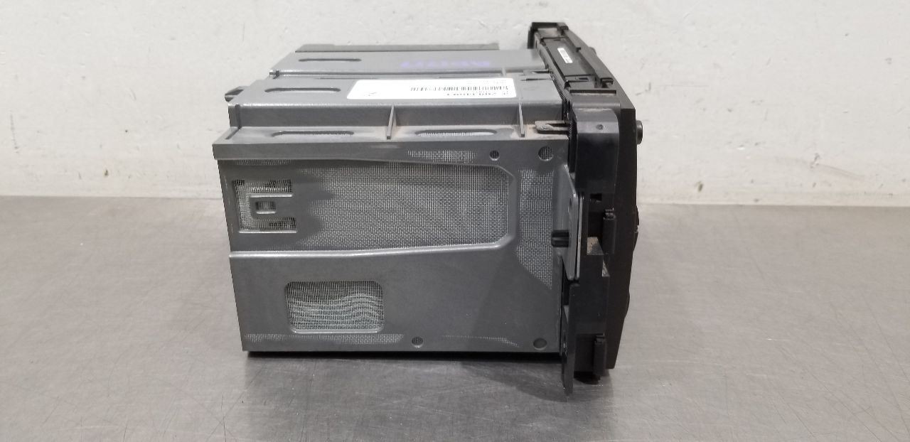 13 CHEVY SILVERADO 2500 RADIO AUDIO RECEIVER HEAD UNIT 20934593
